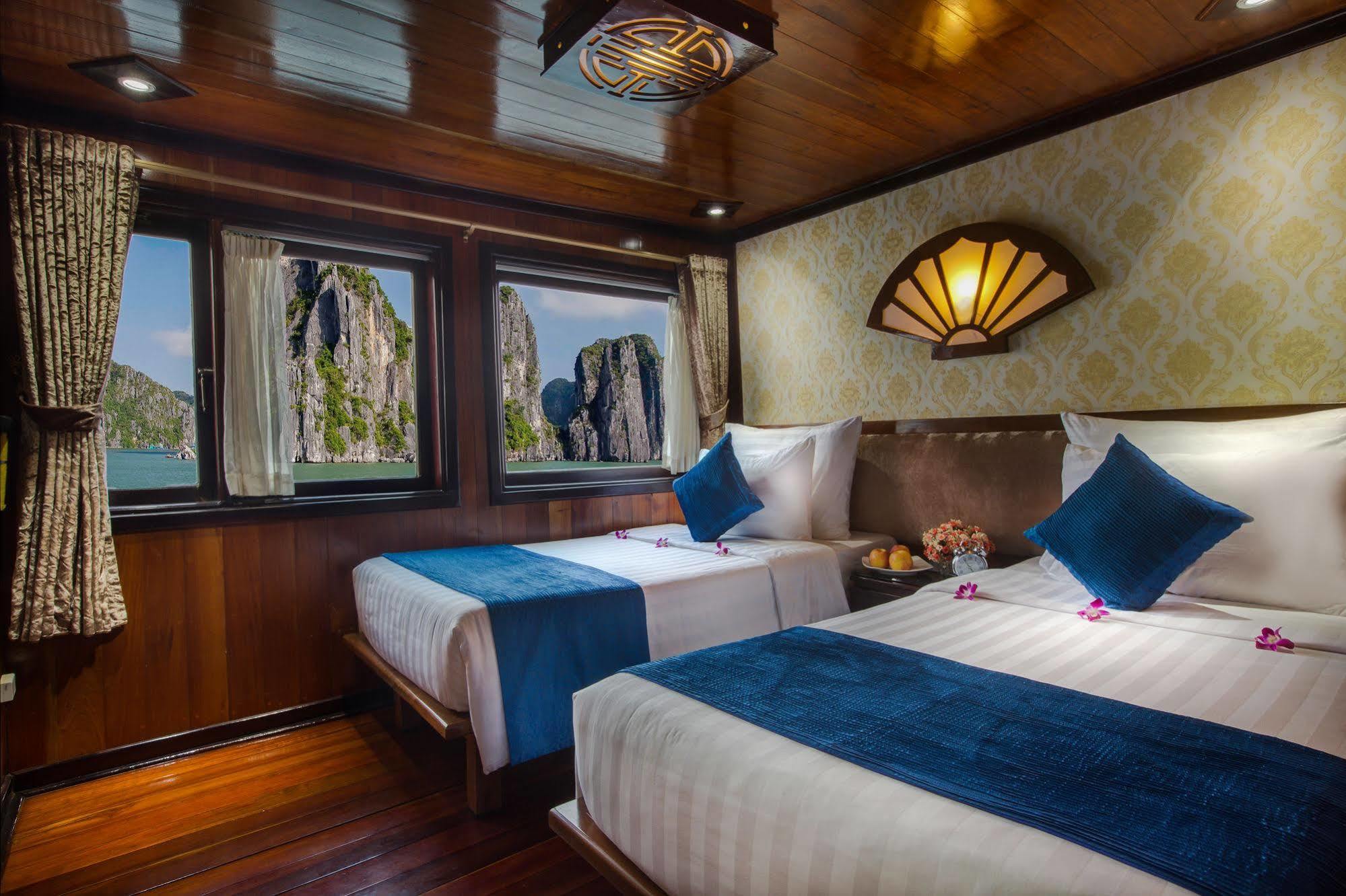 Flamingo Luxury Cruises Hotel Ha Long Exterior photo