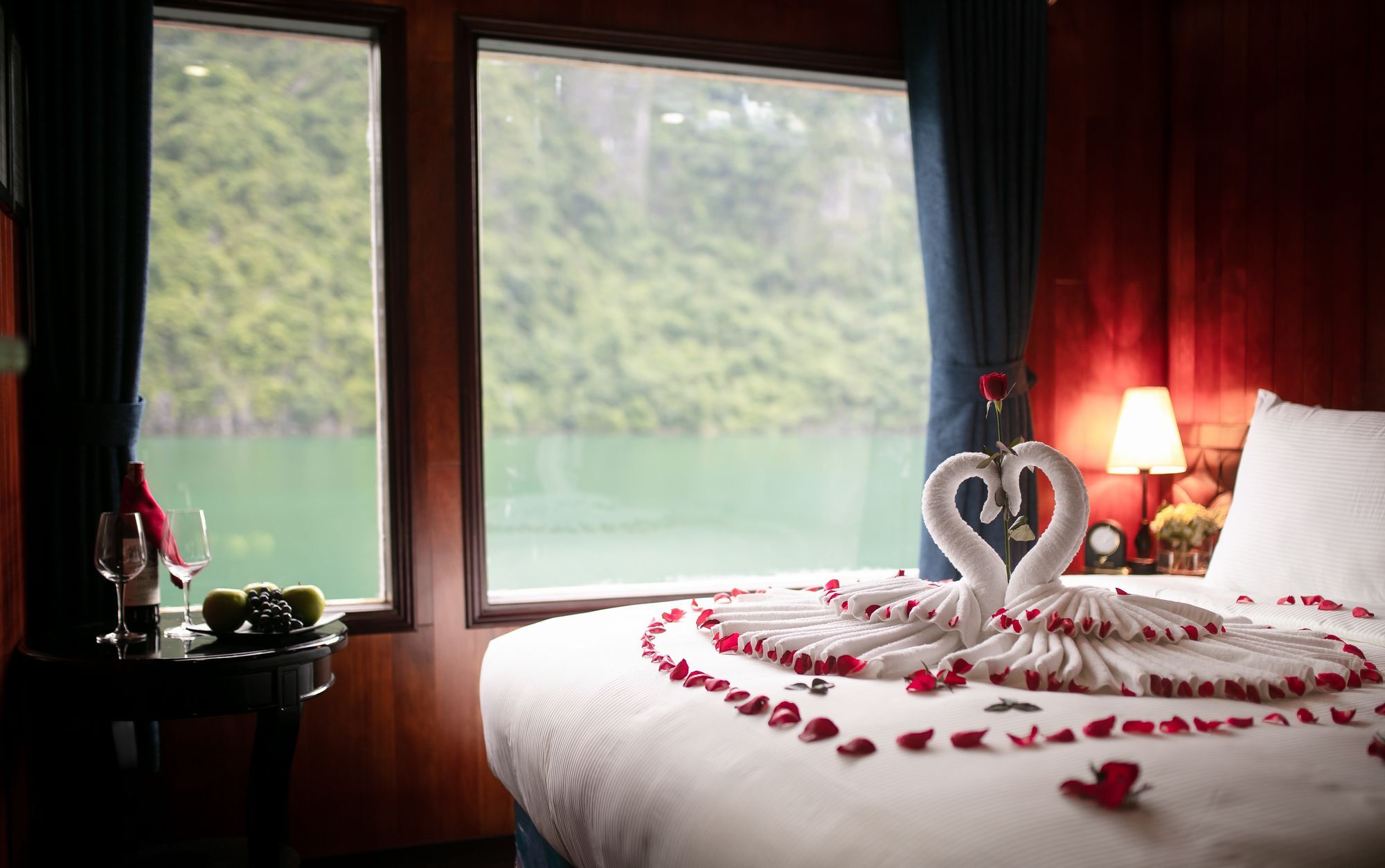 Flamingo Luxury Cruises Hotel Ha Long Exterior photo