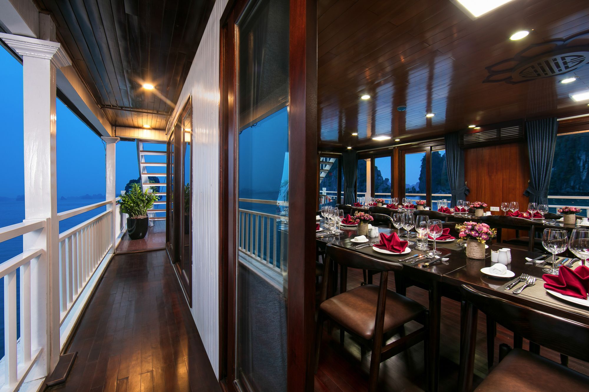 Flamingo Luxury Cruises Hotel Ha Long Exterior photo